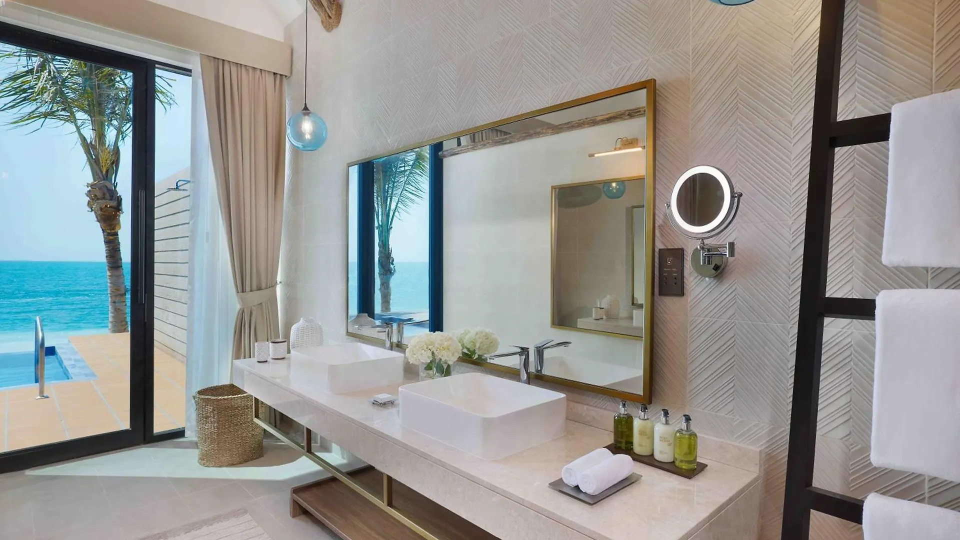 Anantara World Islands Dubai Resort