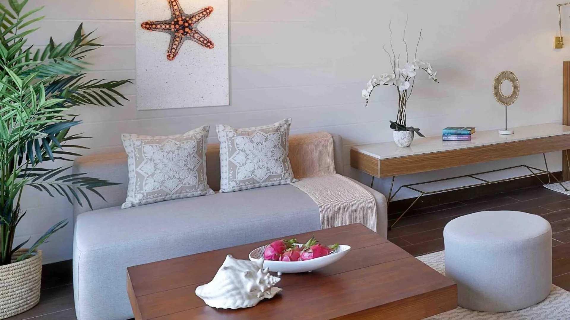 Anantara World Islands Dubai Resort